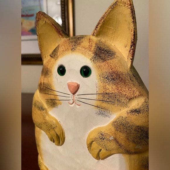 Adorable Chubby Orange Fat Cat Wood Carved Figure with Glass Eyes - Picture 7 of 9